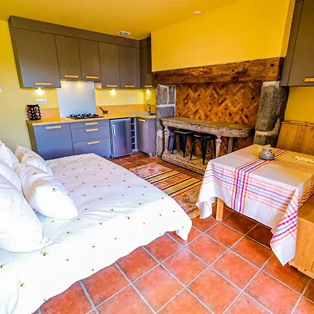 Hidden Gem Ecologic Gite In Aubrac * Saint-Chély-dʼAubrac